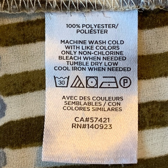 Loft multi colored sleeveless ruffle shoulder top. Size- S - Picture 4 of 7